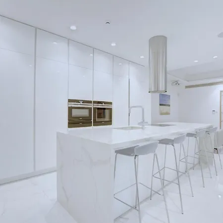 וילה Blue Waves Beachfront פרוטאראס