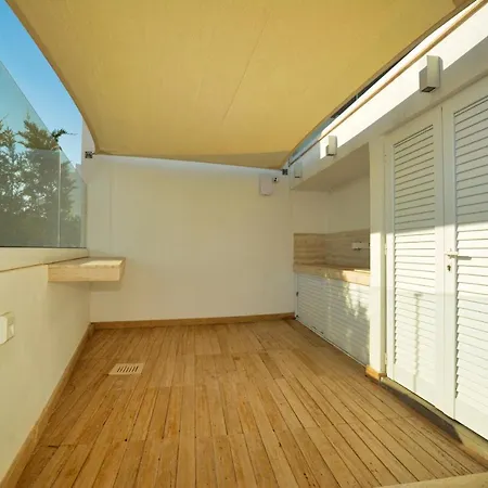 Blue Waves Beachfront וילה פרוטאראס