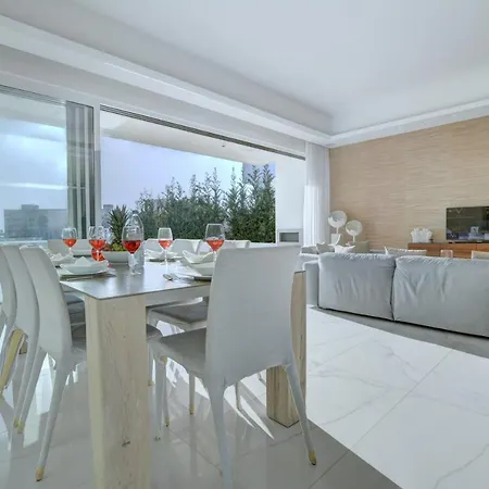 Villa Blue Waves Beachfront *